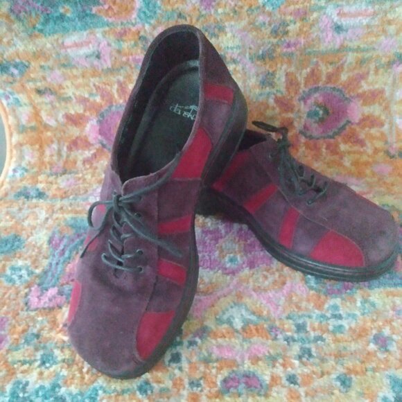 Dansko Folly Suede Oxford - Picture 1 of 8